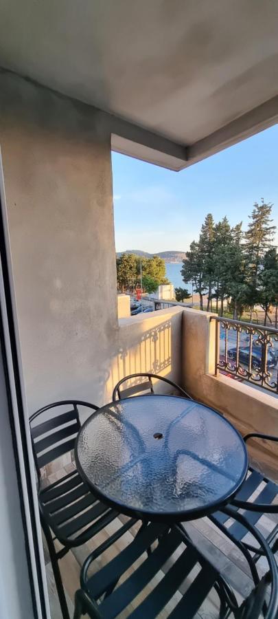 Amarok Apartment Бар Екстериор снимка