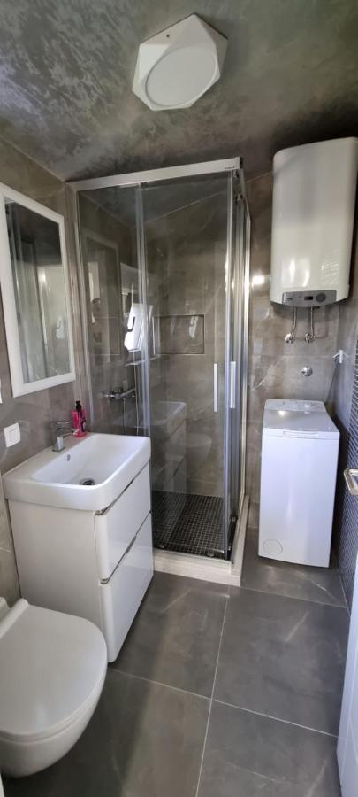 Amarok Apartment Бар Екстериор снимка