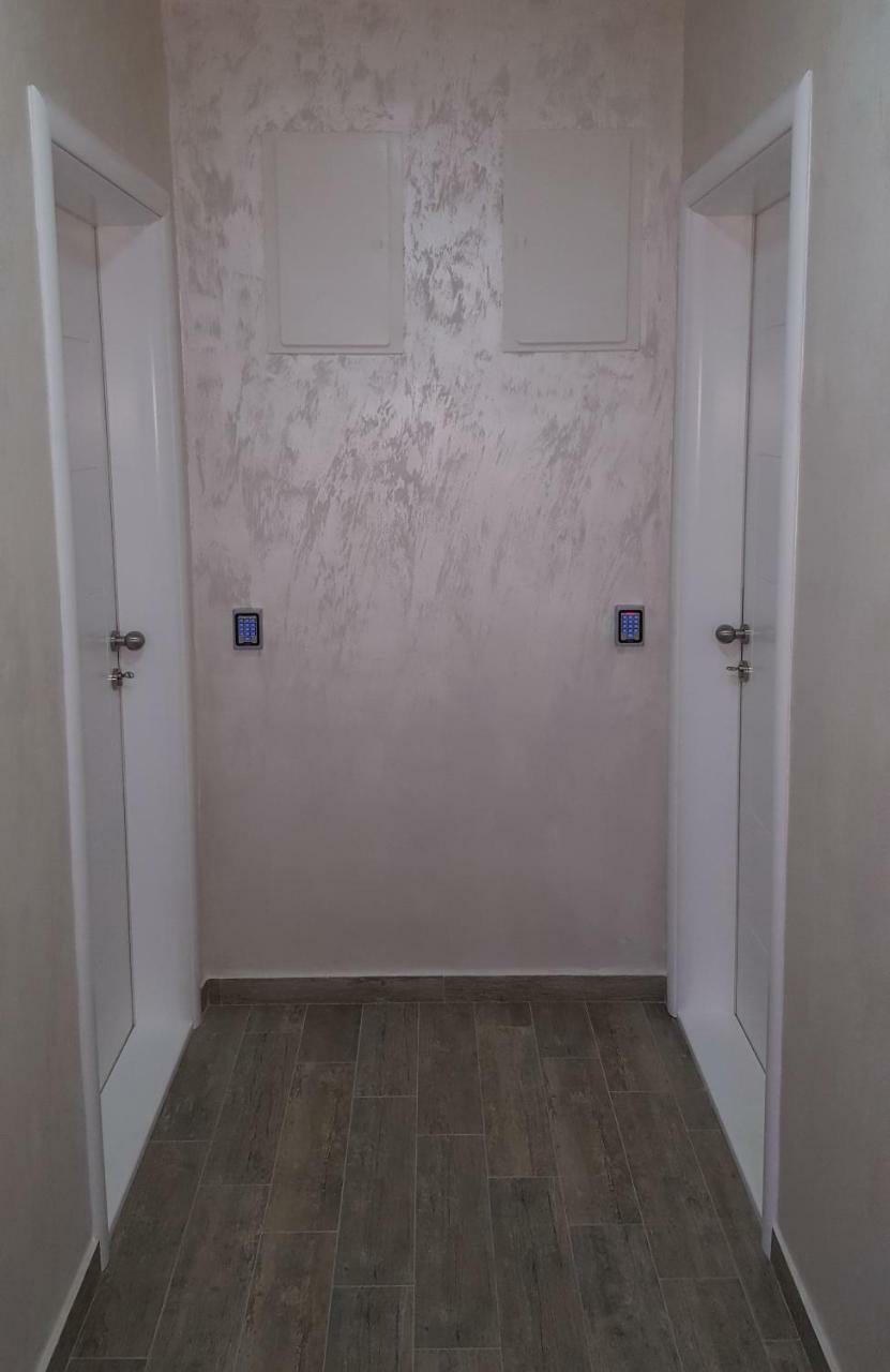 Amarok Apartment Бар Екстериор снимка