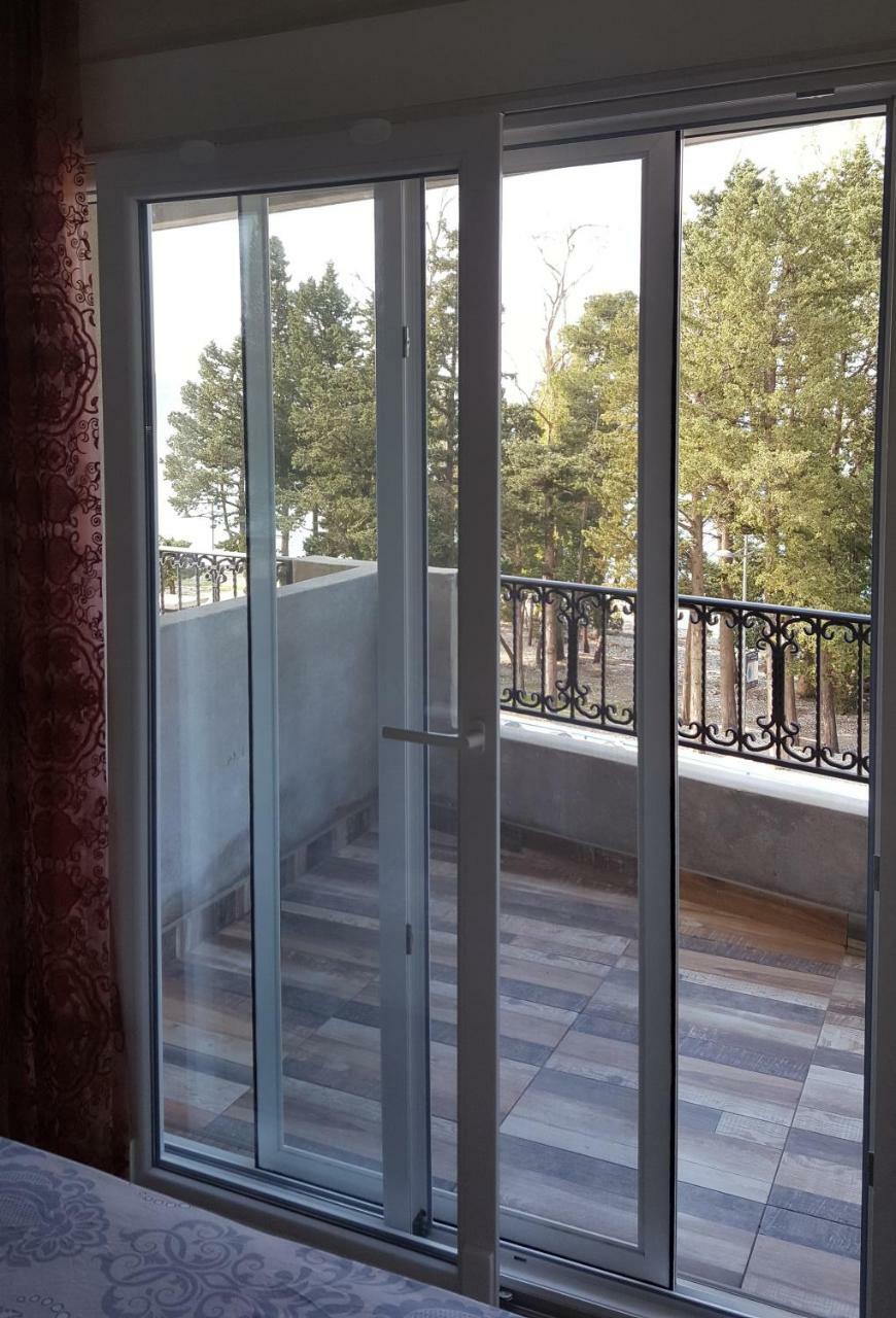 Amarok Apartment Бар Екстериор снимка